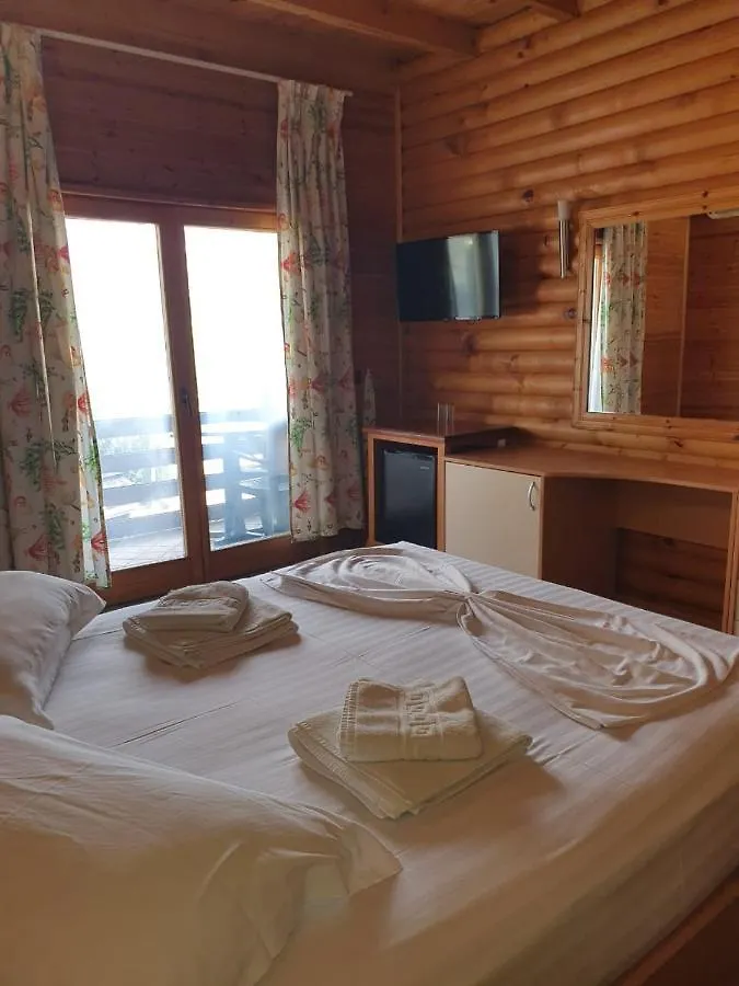 Hotel Adriatik 2 Shkallnur 3*,  Albania