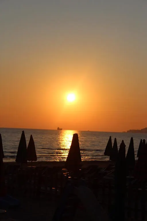 Hotel Adriatik 2 Shkallnur