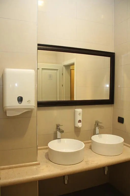 Hotel Adriatik 2 Shkallnur