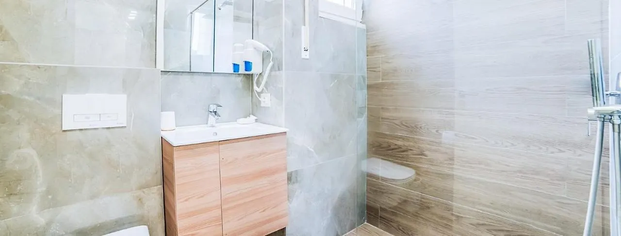 ***  Hotel Adriatik 2 Shkallnur Albania